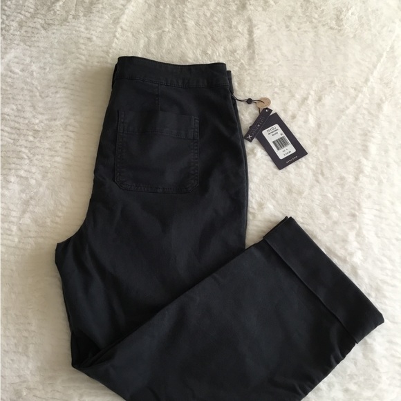 NYDJ black women petite cotton pants size 8 NWT $119 Lift Tuck - Picture 5 of 12